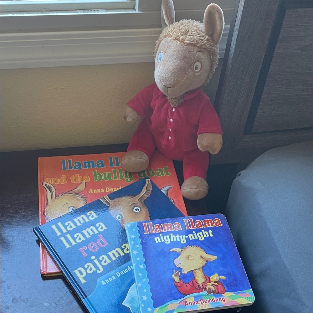 Llama Llama Plush with Pajama Board Books - Red Pajamas